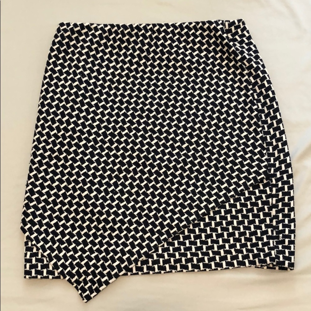 Stretchy Mini Skirt